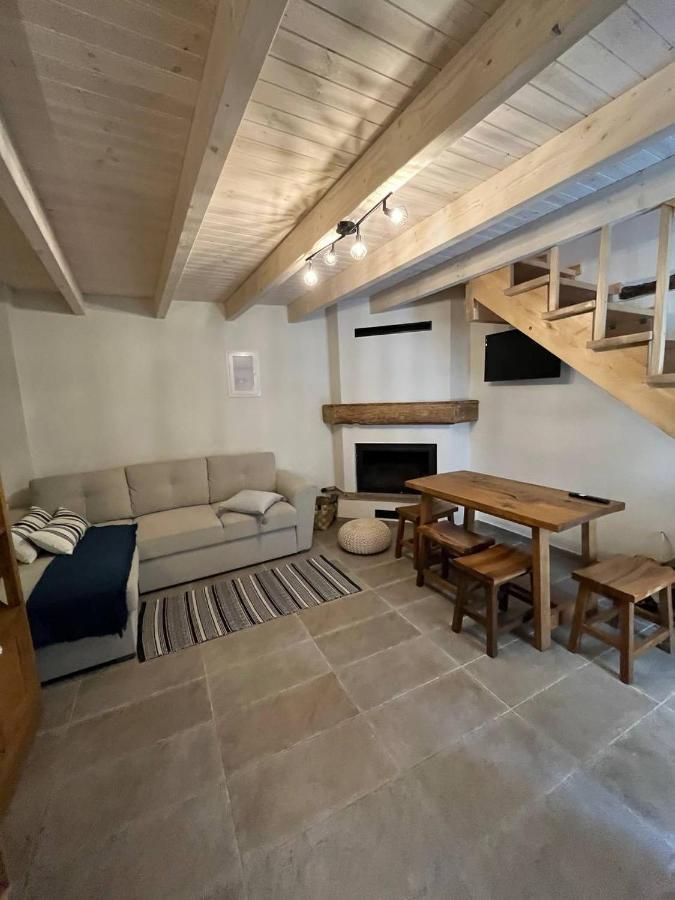 Sinarádes Valeria'S Apartments מראה חיצוני תמונה